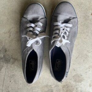 Women's size 8 denim blue keds